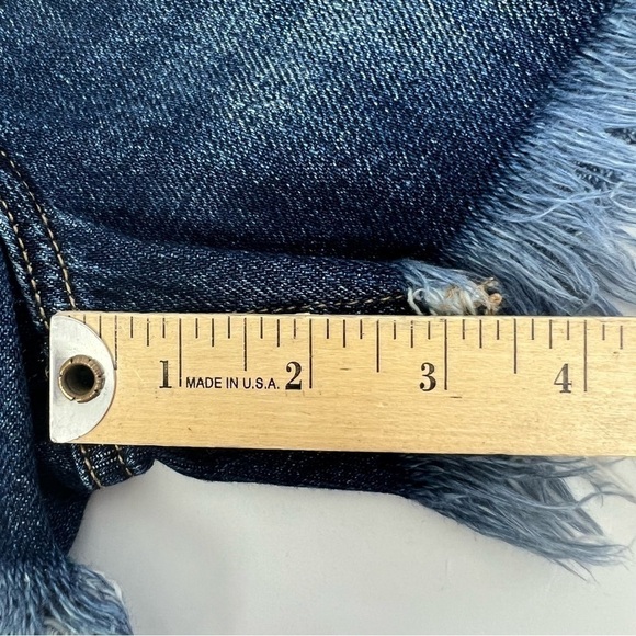 NWT KanCan Junior Women’s High Rise MOM Blue Jean Shorts Sz 7 Button Fly Pockets - Picture 9 of 11